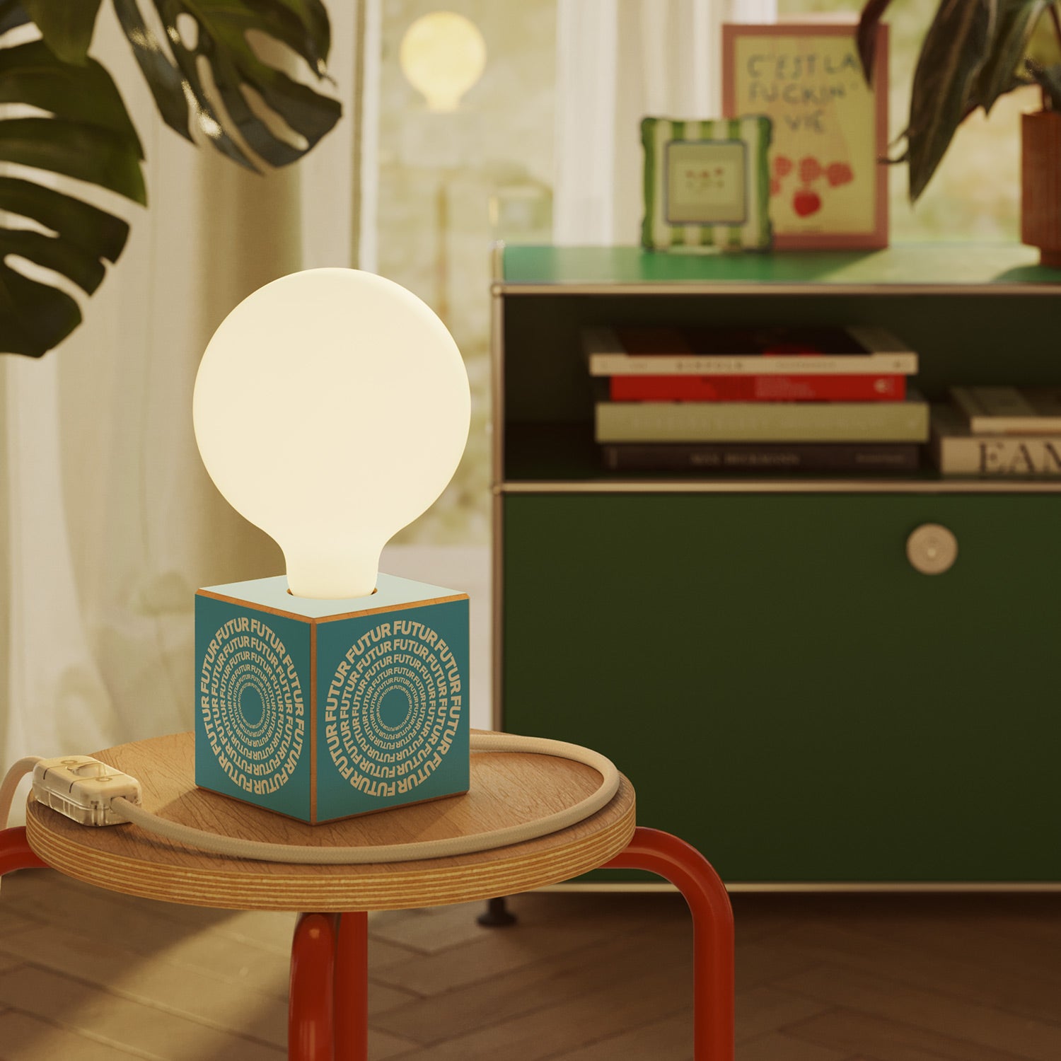 Lampada da tavolo Cubetto "Futur" con lampadina globo effetto porcellana - Futur festival