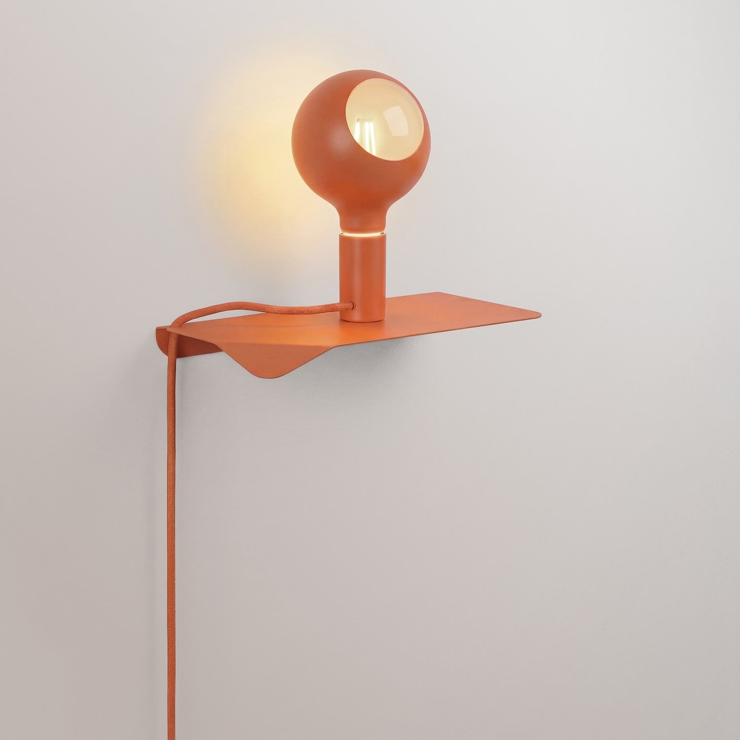 Combo Camo - Lampada con mensola e spina UK - Arancione - Creative Cables